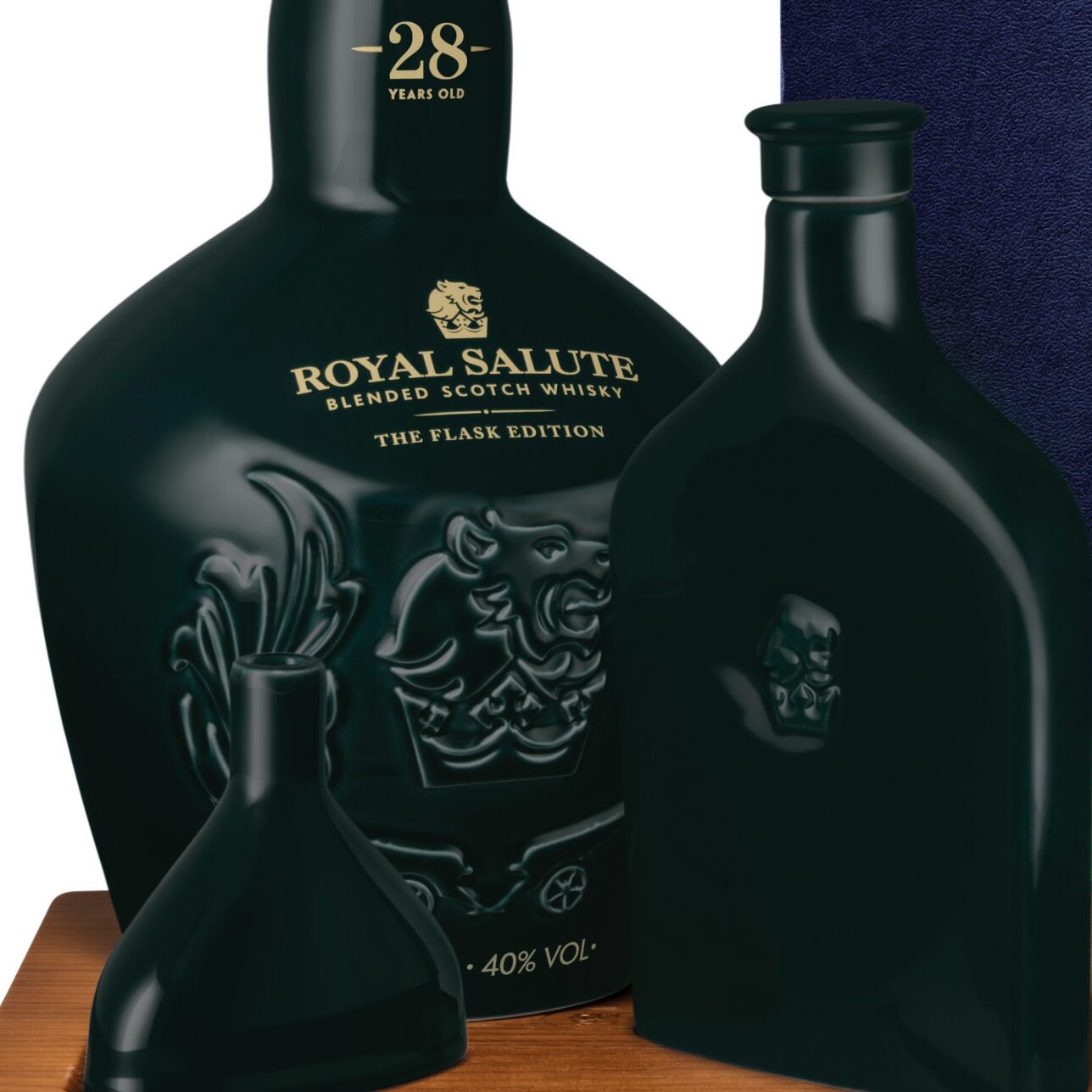 28 年 Kew Palace 瓷藝限量瓶